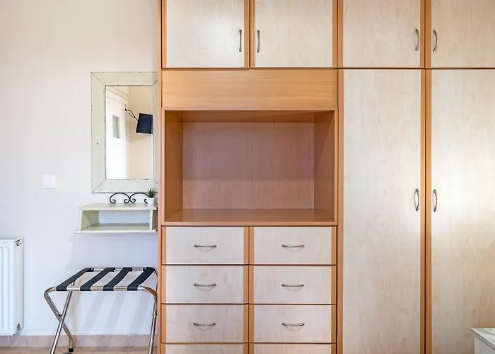 Melissaratos * Argostoli (Kefalonia)