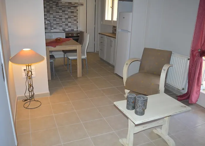 Melissaratos * Argostoli (Kefalonia)